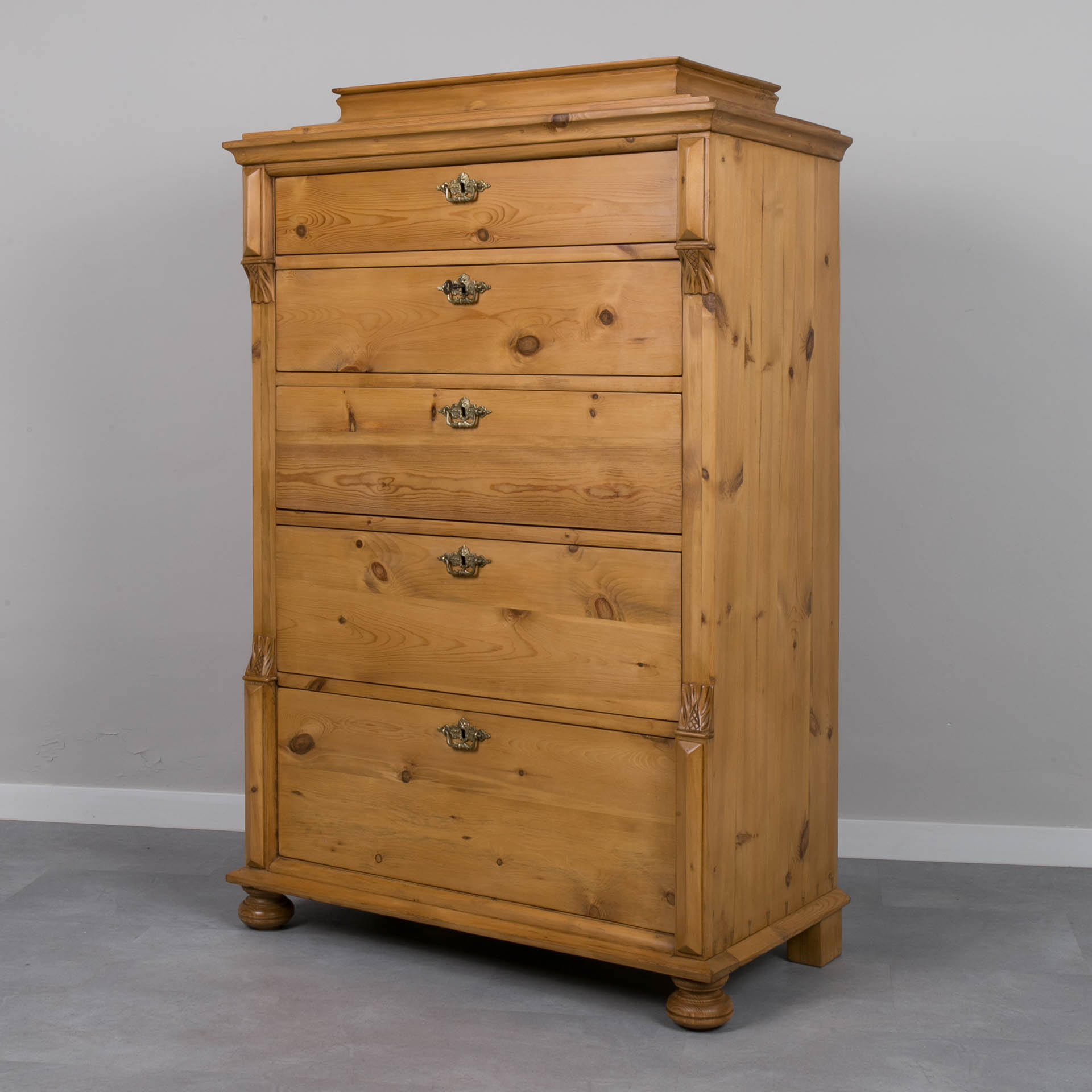 Antique Norwegian chest of drawers