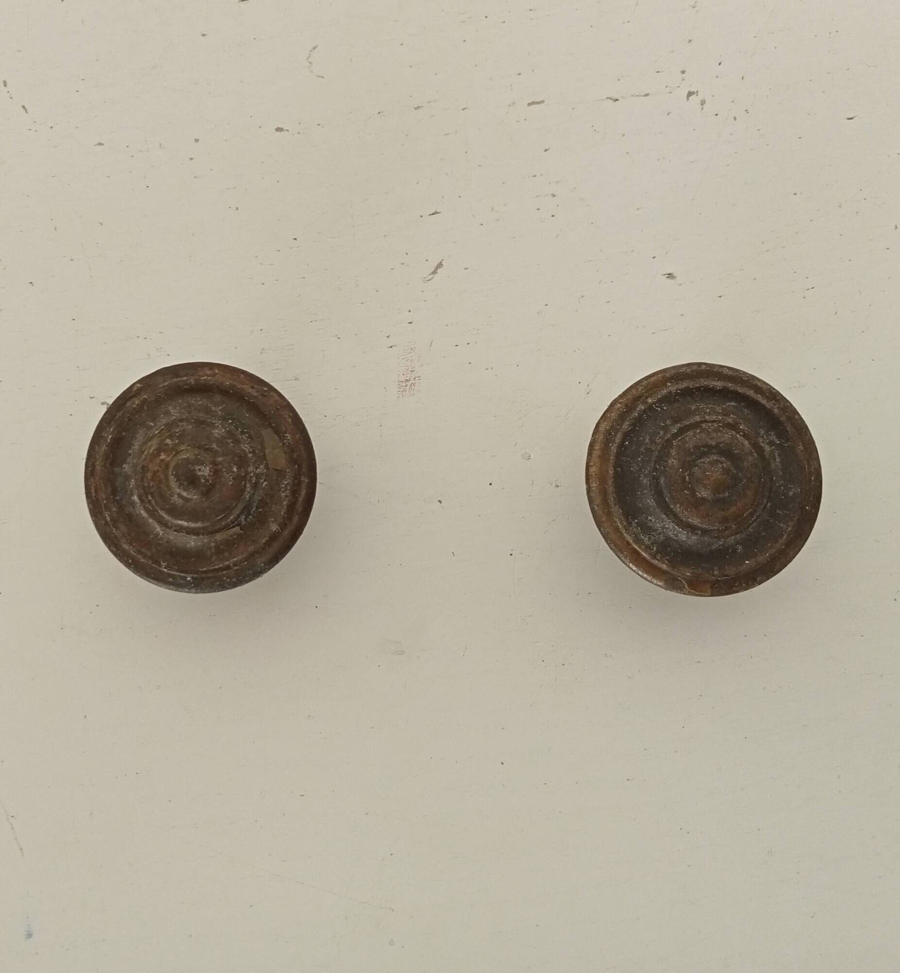 Pair of antique furniture knob handles in solid gilded brass