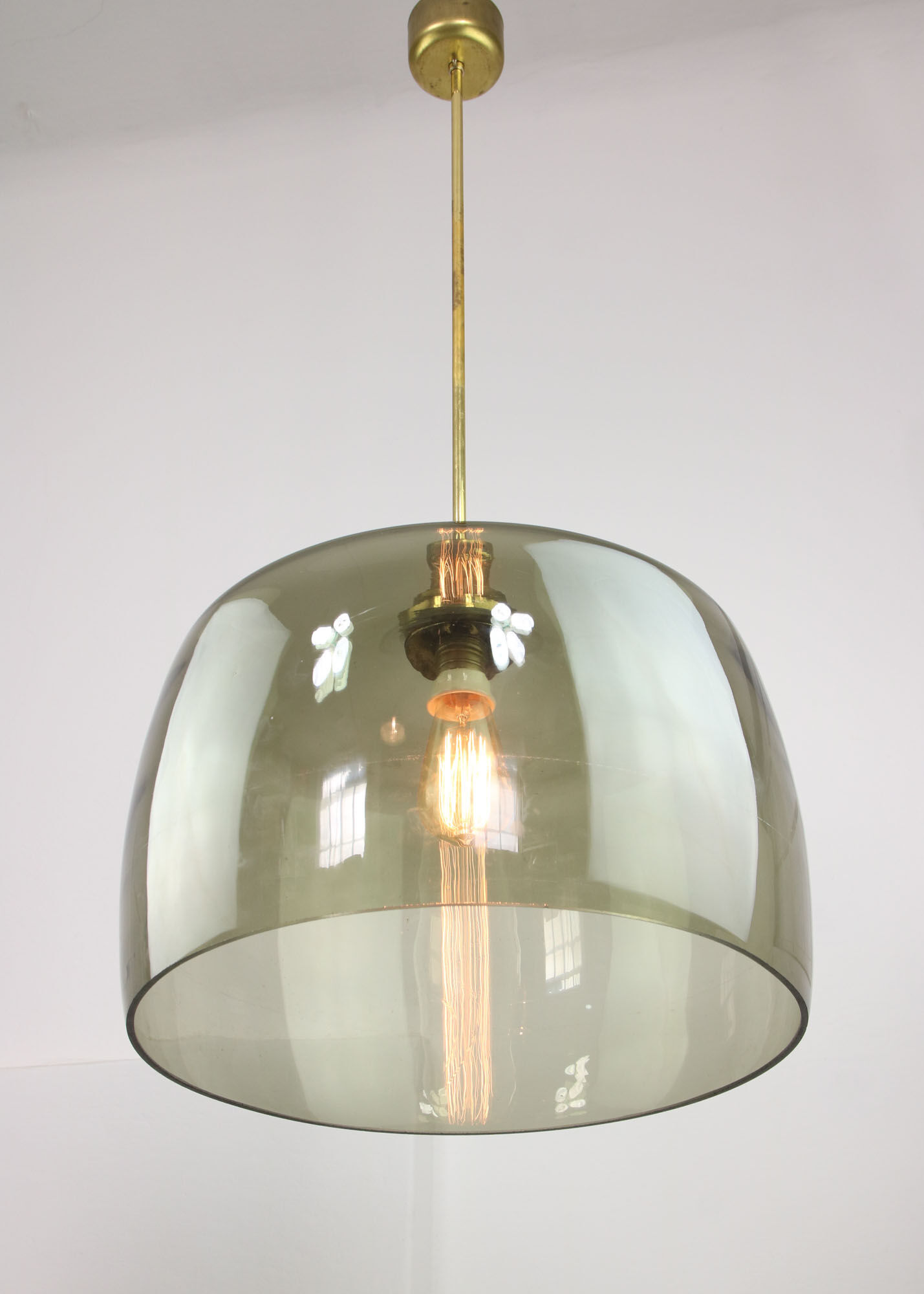 Green italian mid-century glass & brass ceiling lamp
