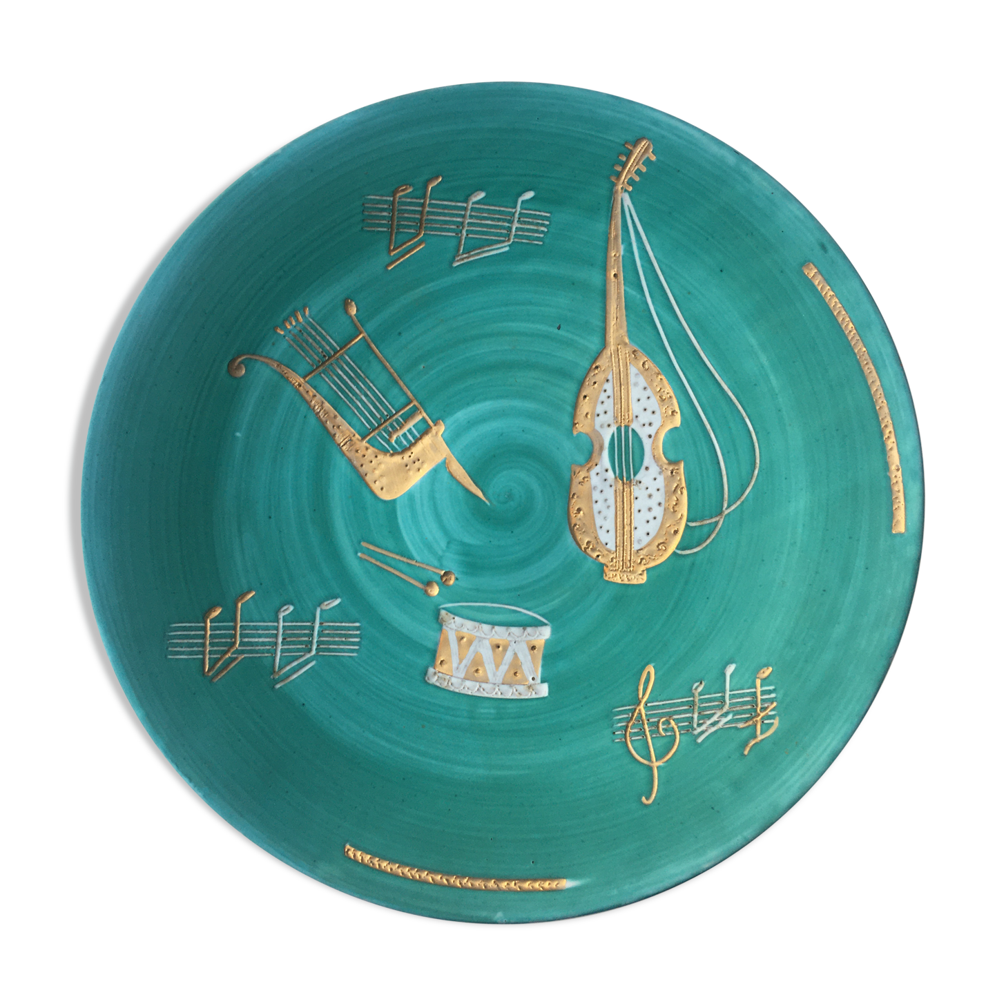 Cut vintage musical décor