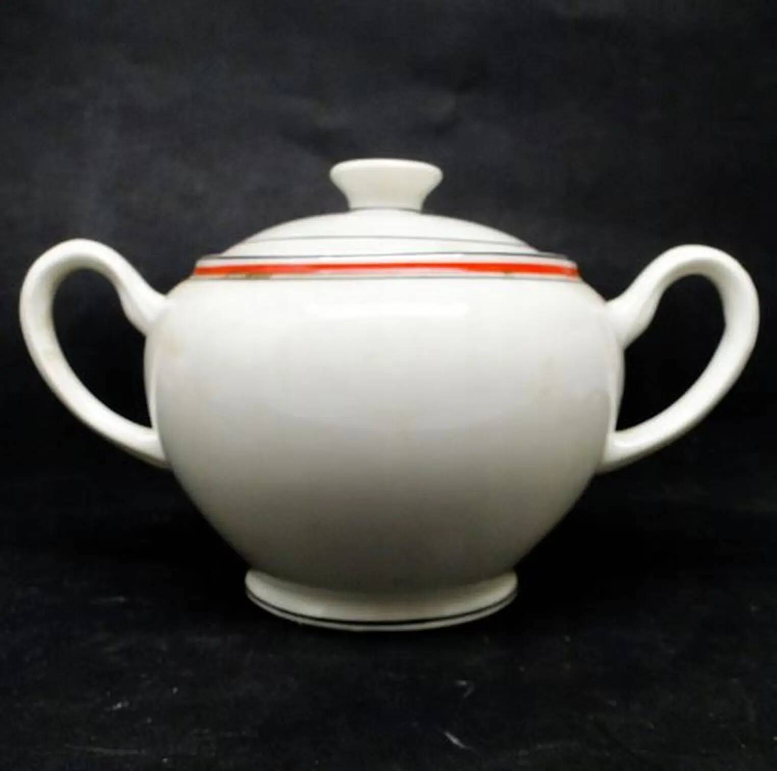 Art déco sugar bowl, cream ceramic, Poland, 1930s