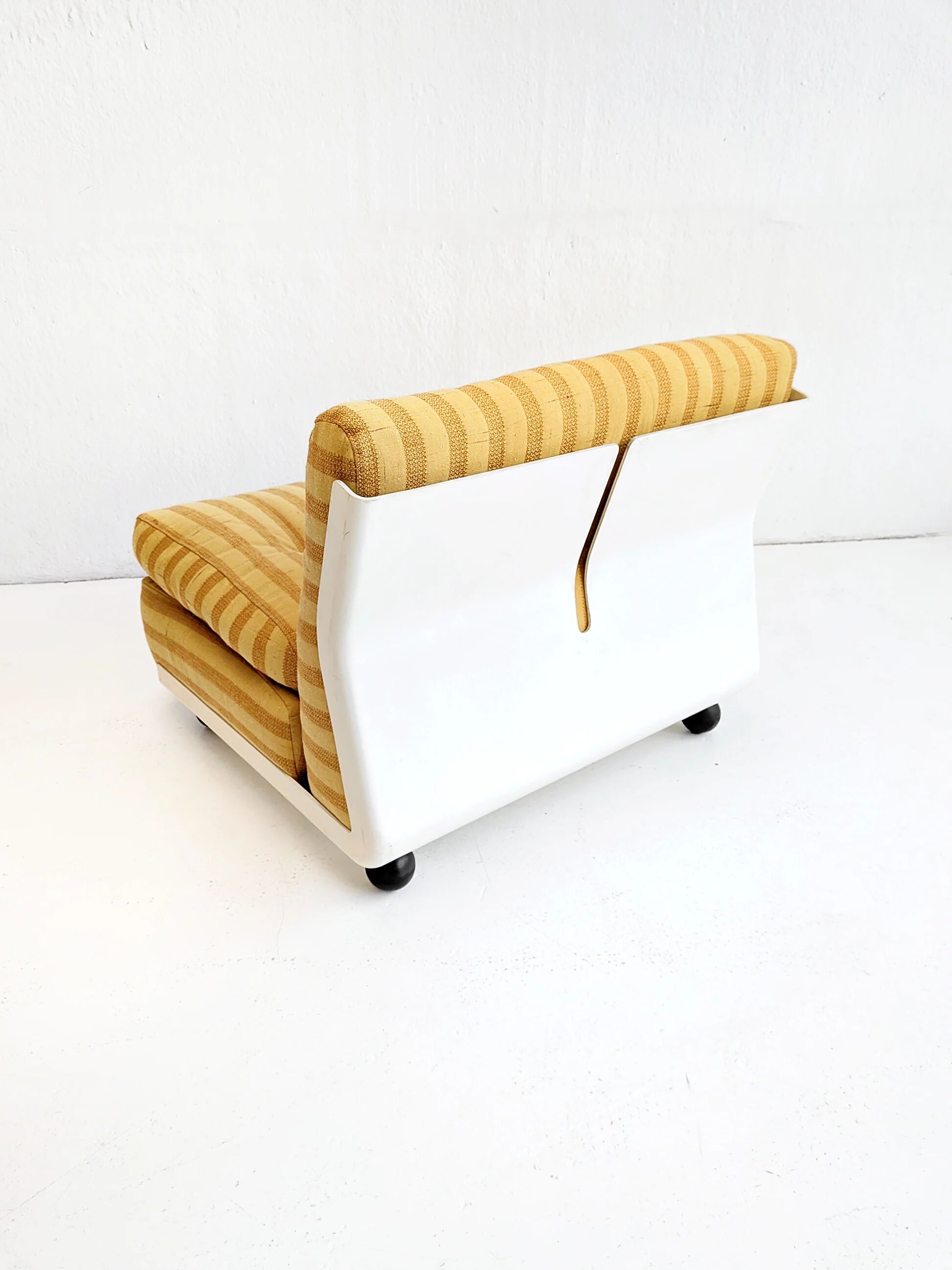 'Amanta' lounge chair early edition by Mario Bellini for C&B Italia 1960s