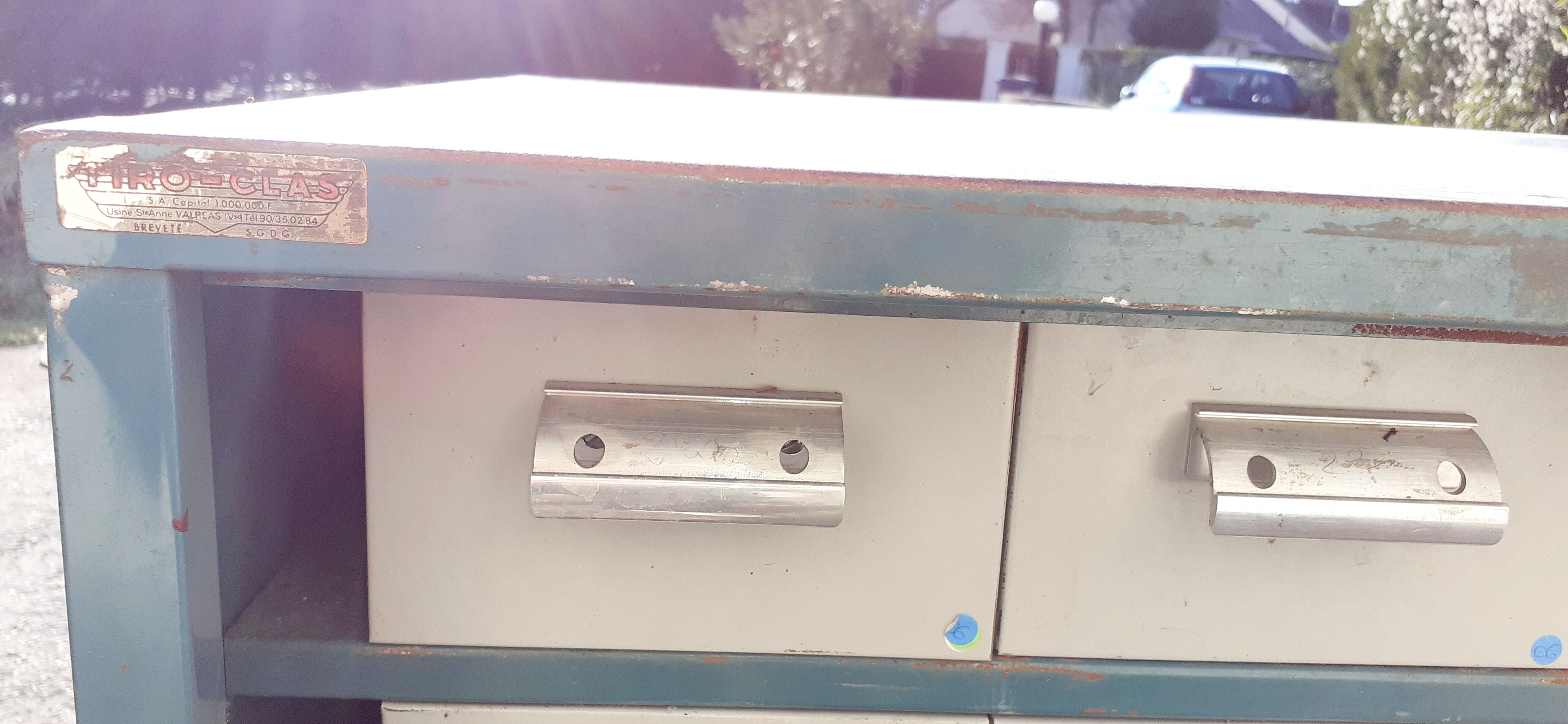 Industrial furniture Tiro-Clas