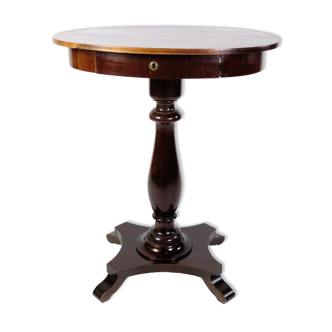 Oval side table on pillar with drawer in mahogany from around the year 1890s