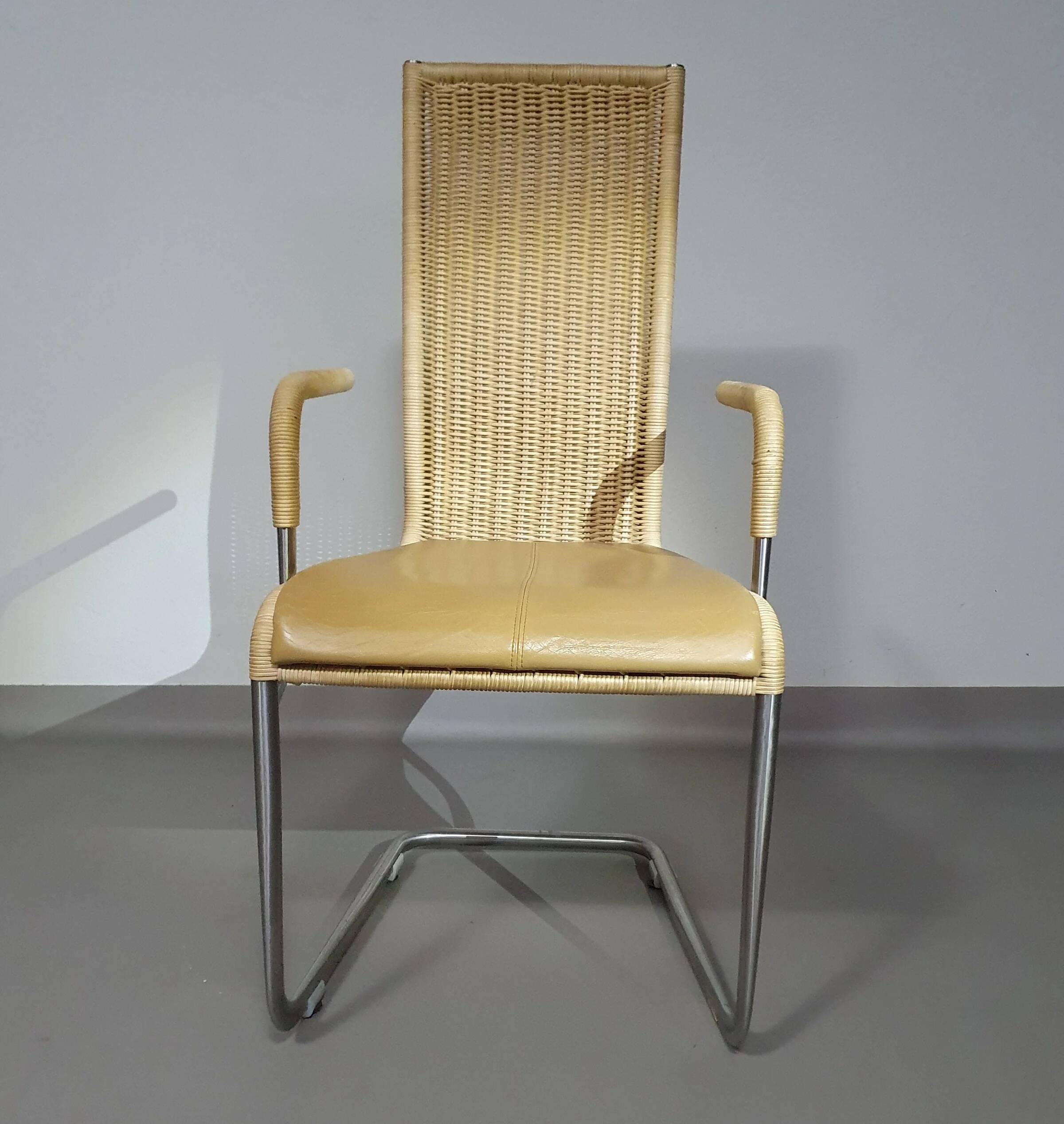 Ensemble de 4 chaises de salle à manger en osier « B25 » par Axel Bruchhäuser pour Tecta, Allemagne, années 1980