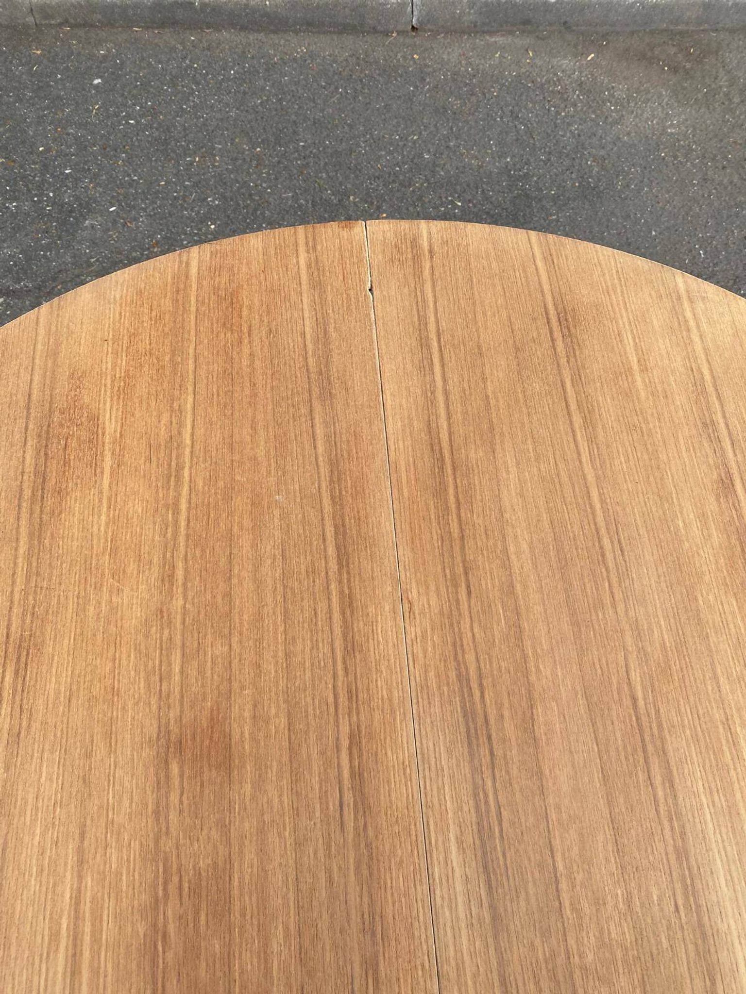 Scandinavian round extendable dining table stripped in teak 115cm