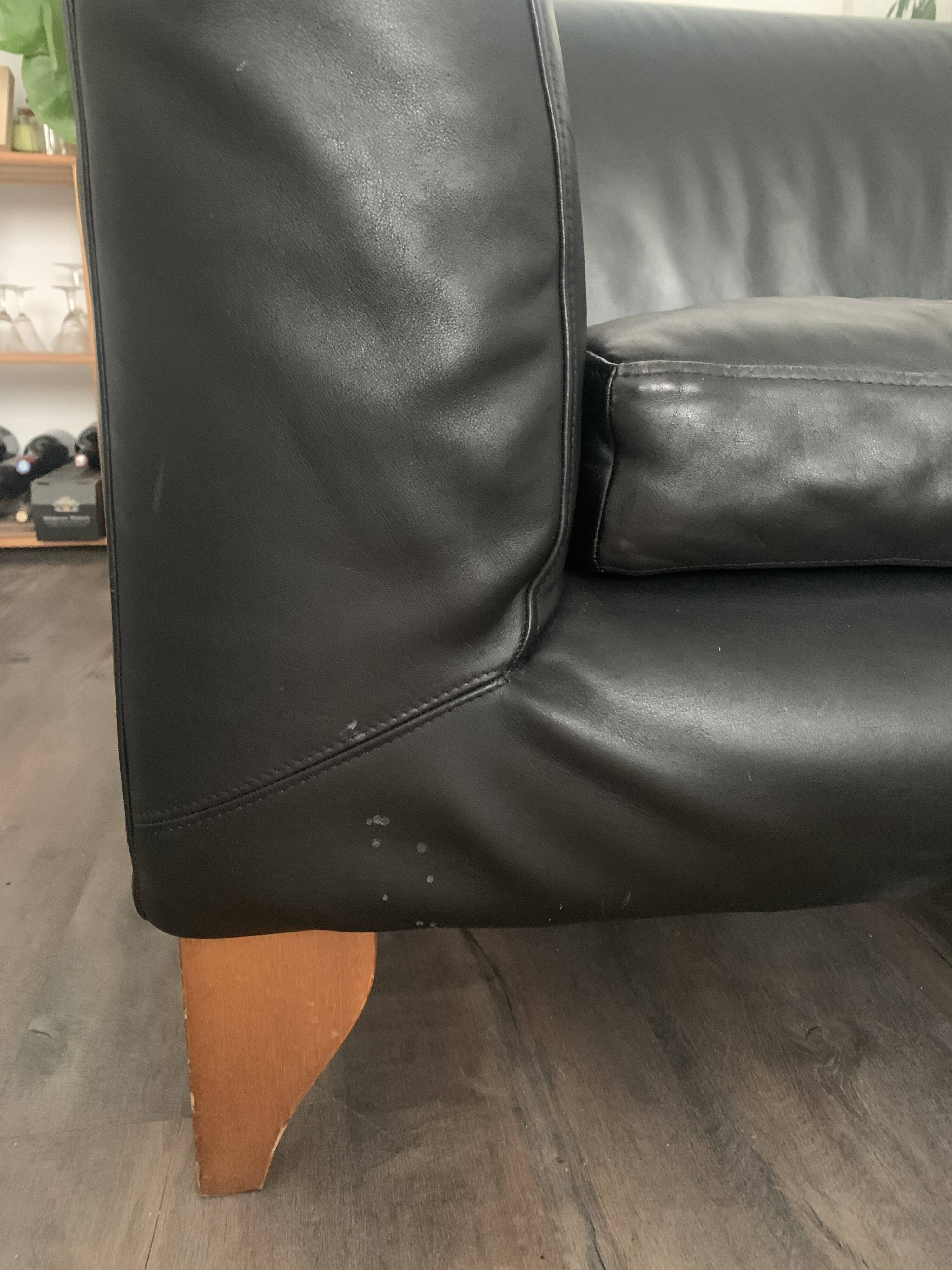 Canapé from the Italian brand DEMA