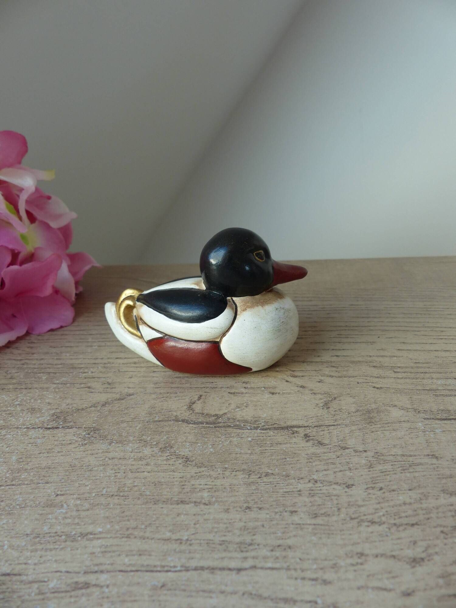 Figurine THUN Classique Mangeur D'Oies - Céramique Artisanale, Hauteur 12,7 Cm, Collection 2013