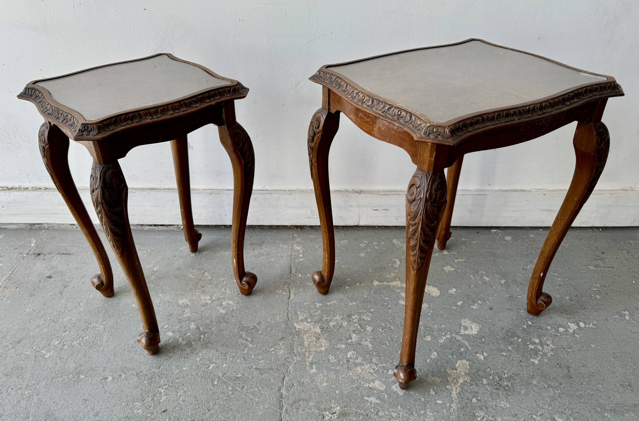 Pair of Vintage Wooden Nesting Tables with Glass Tops & Cabriole Legs