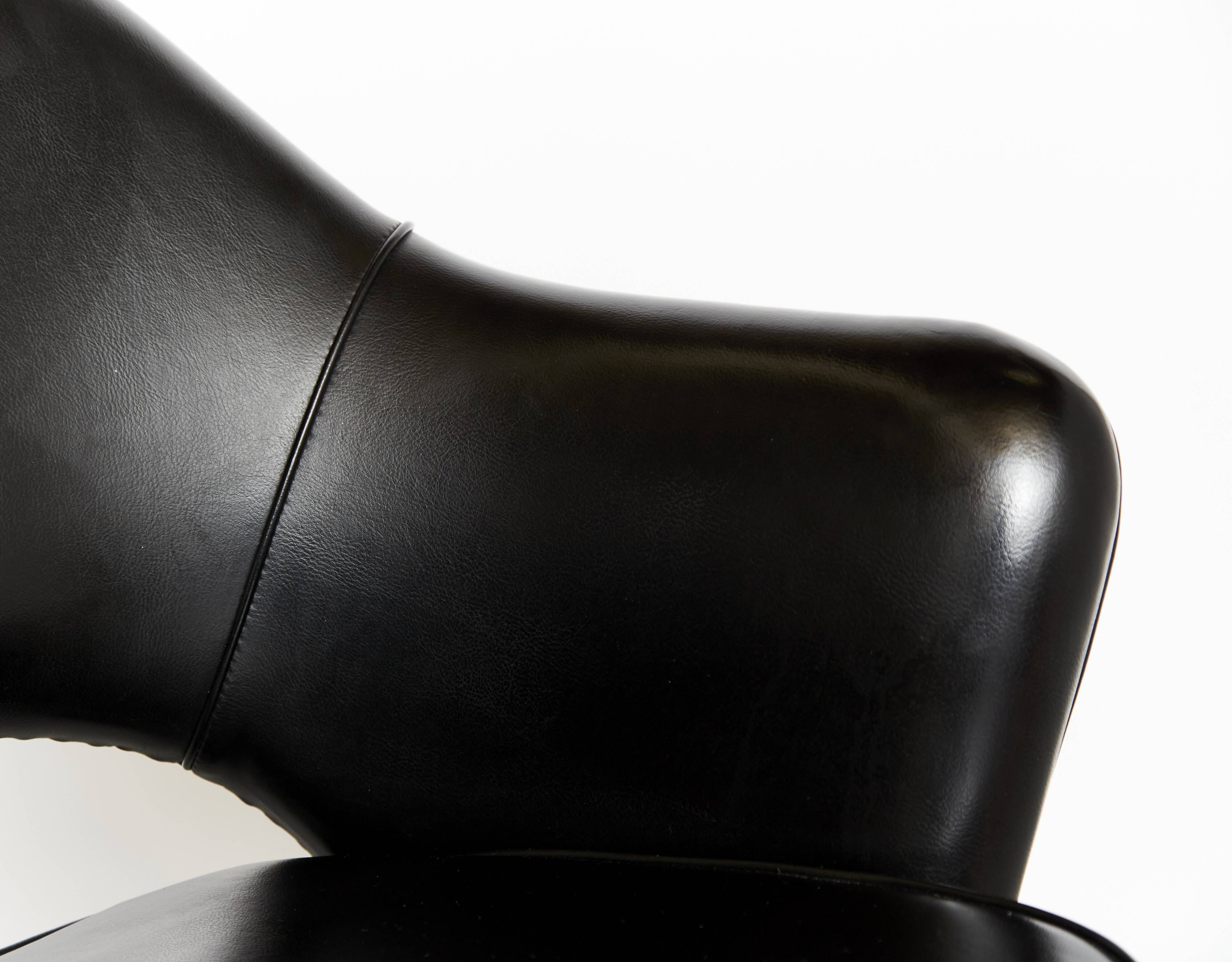 Chaise de conférence n° 71 par Eero Saarinen pour Knoll International