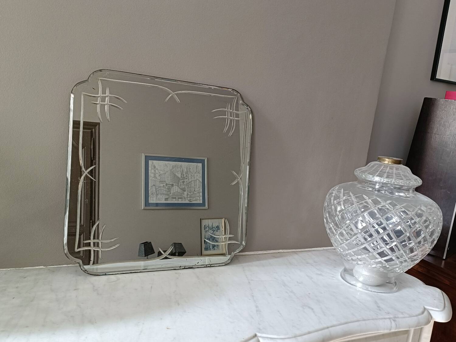 Art deco engraved mirror