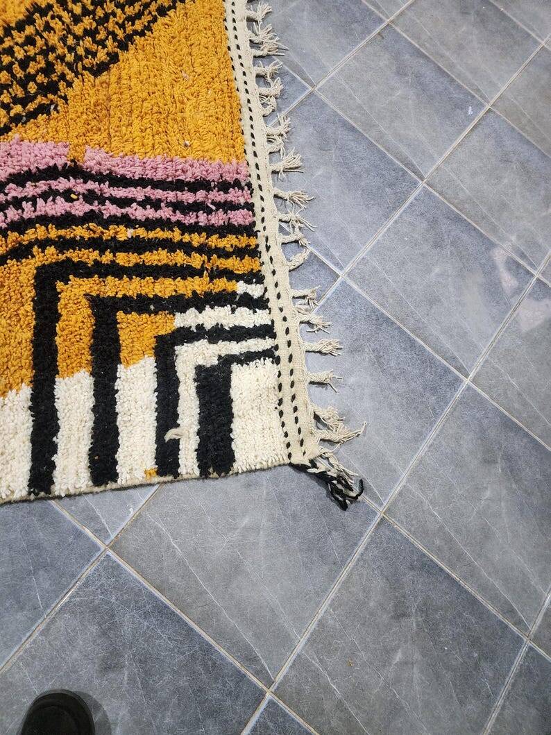 Handmade Moroccan rug 200cm x 300cm