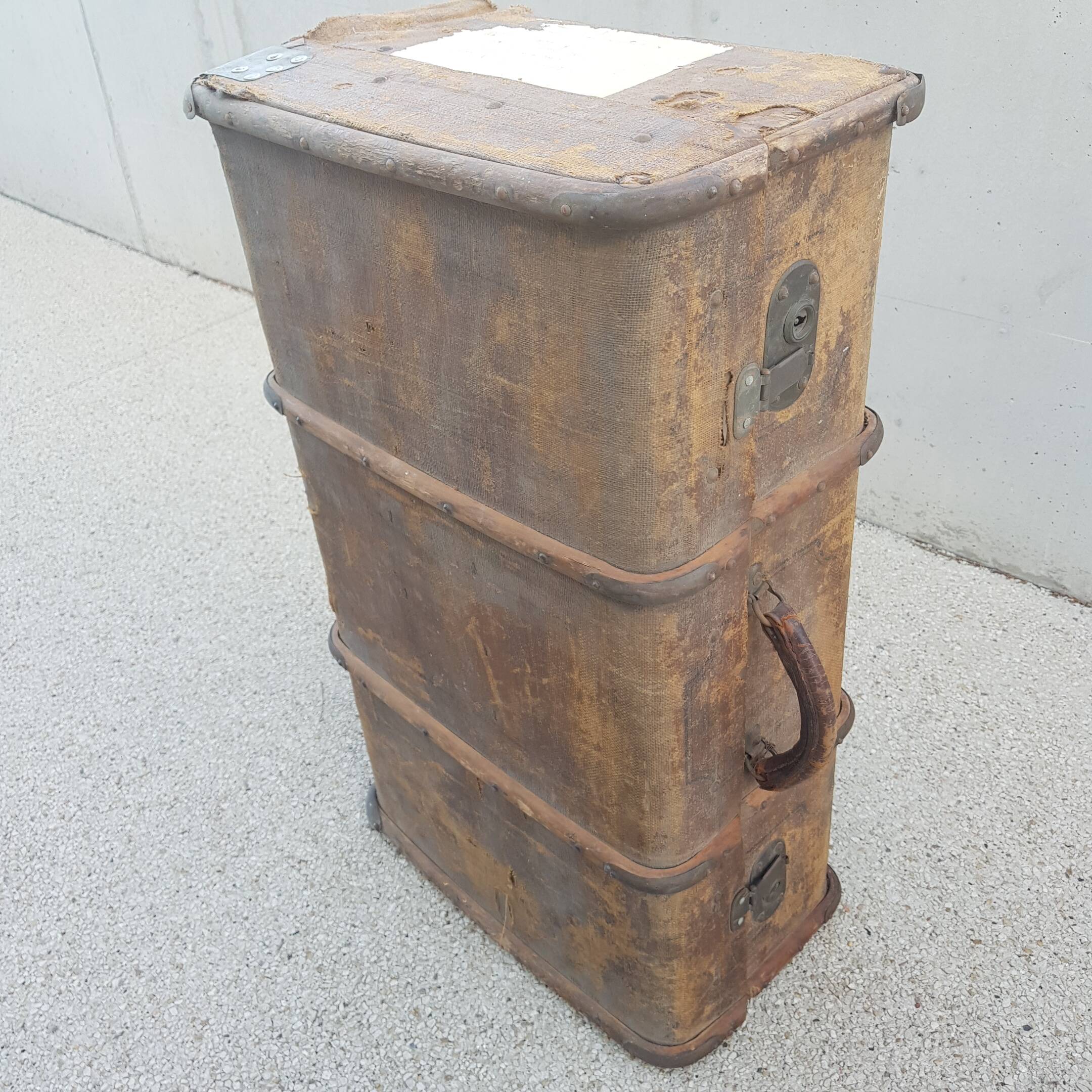Old wooden travel trunk case