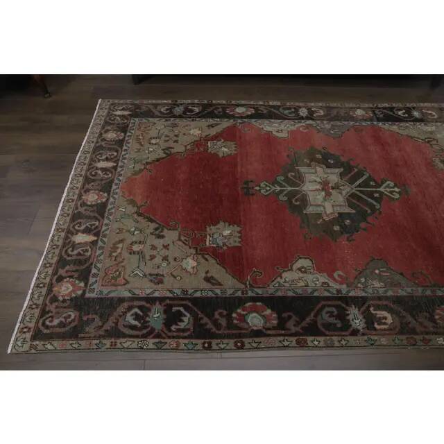 Tapis turc fait main en laine et coton rouge des années 1970 172x278