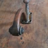 Pair of bronze hooks