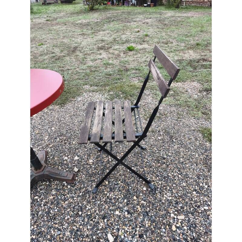 Bistro table + 2 folding chairs