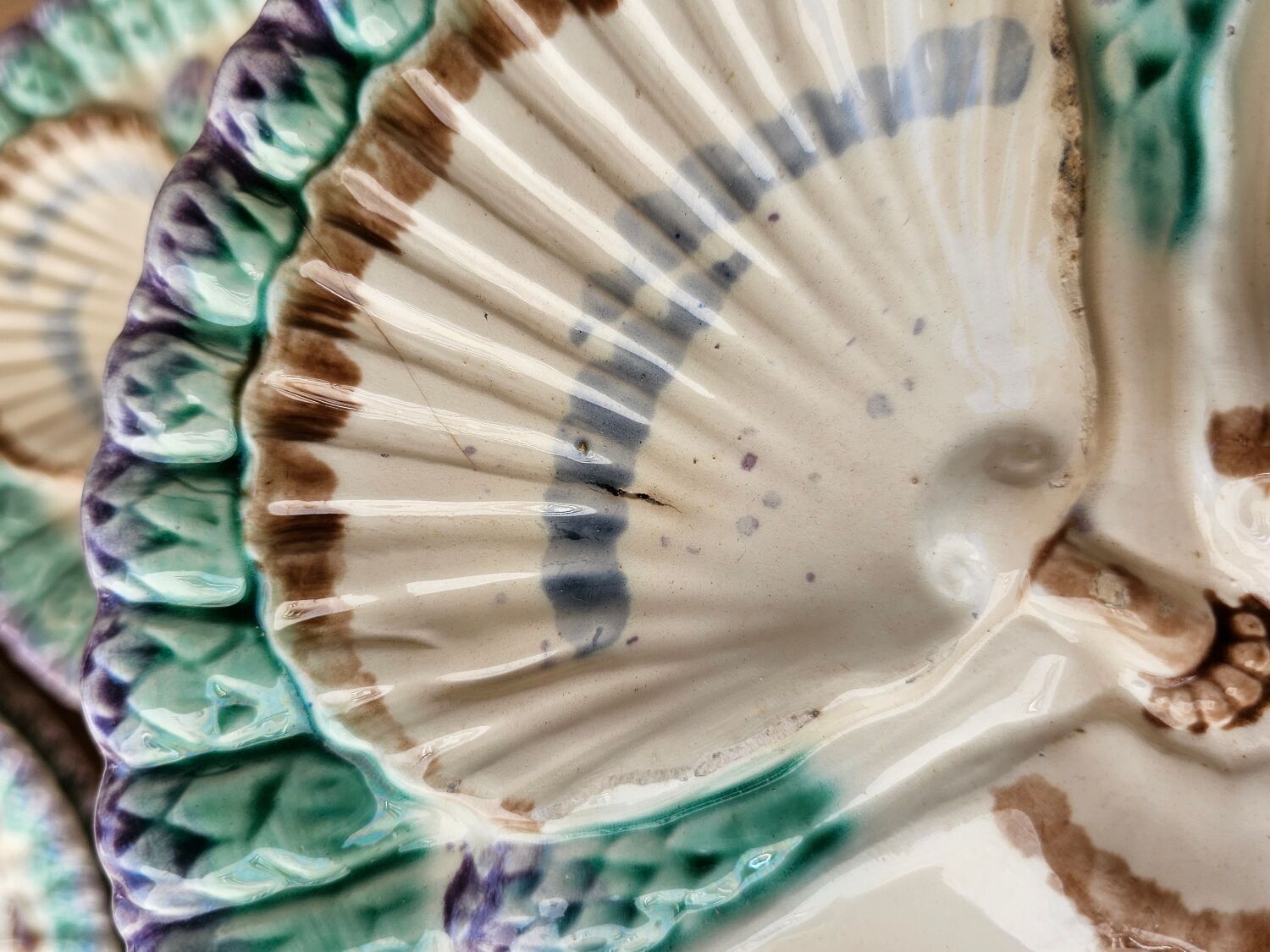 Longchamp Terre de Fer asparagus plates