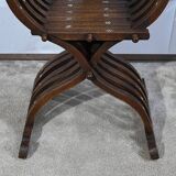 Paire de Fauteuils Syriens Savonarole en Noyer – Fin XIXe