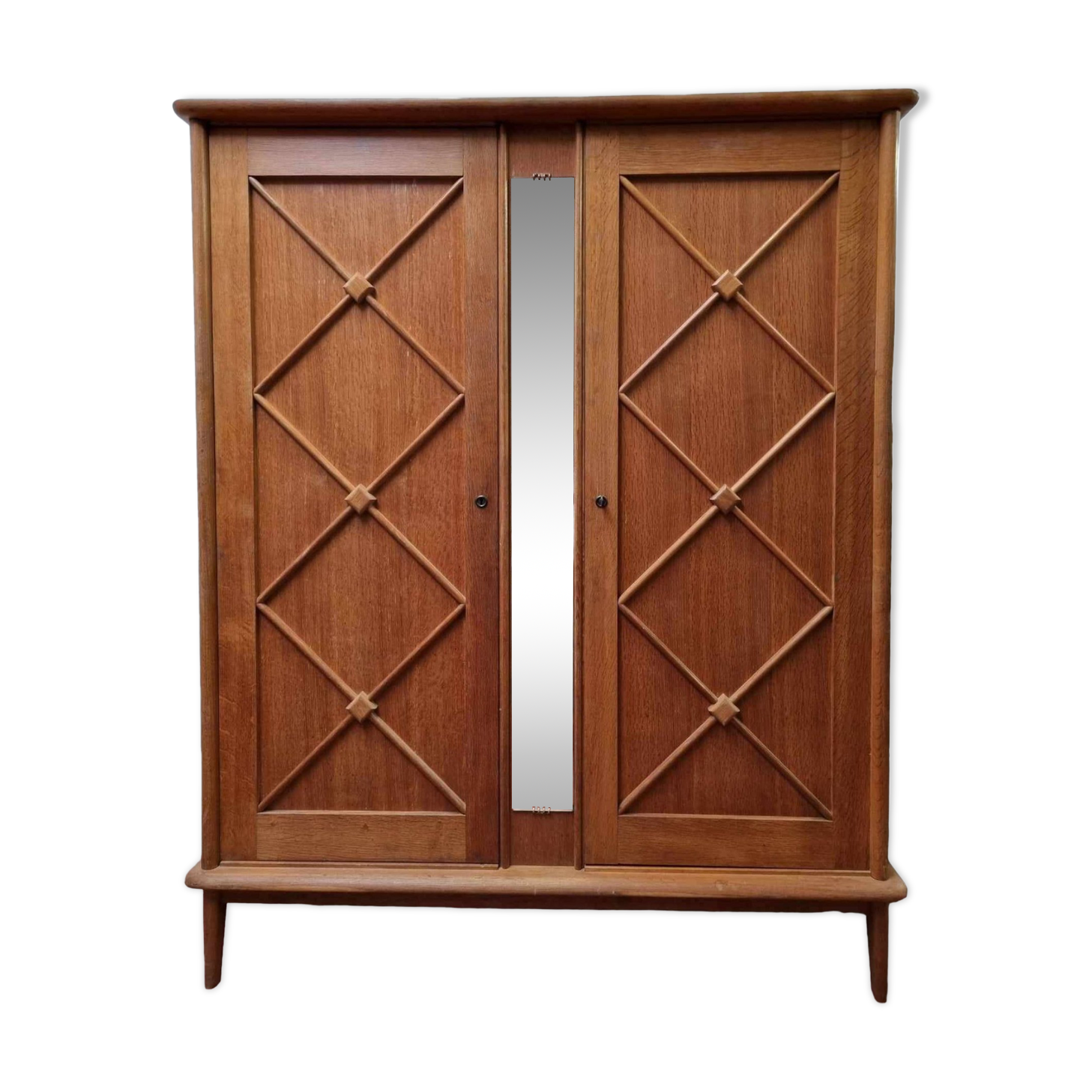 Cross-braced wardrobe