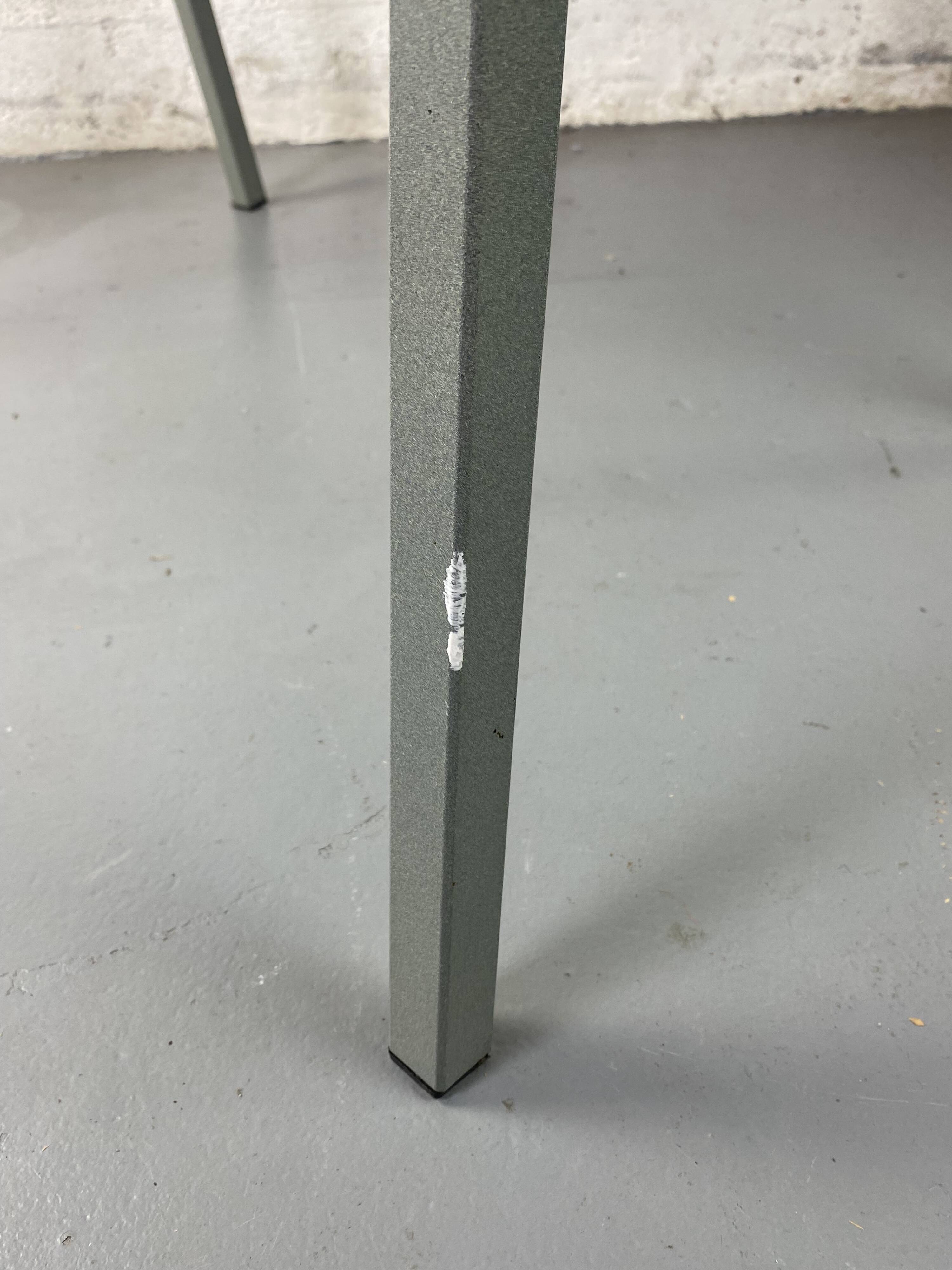RIEP desk