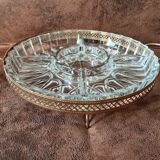 Compartments dish on metal base