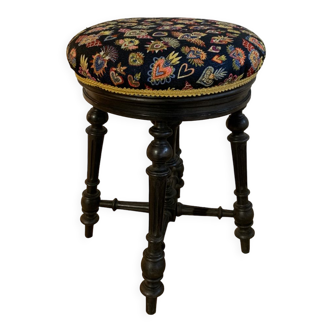 Piano stool