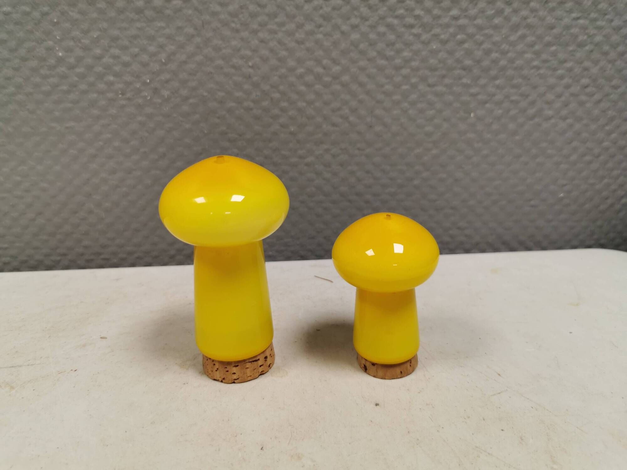 Two Holmegaard ‘Palet’ salt and pepper shakers. Michael Bang, yellow 1960s