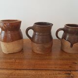 3 pichets en grès terre cuite