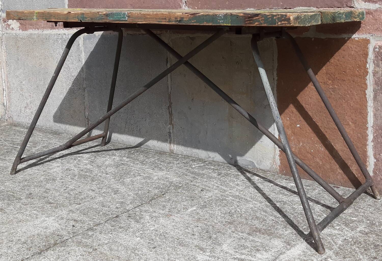 Folding workshop table