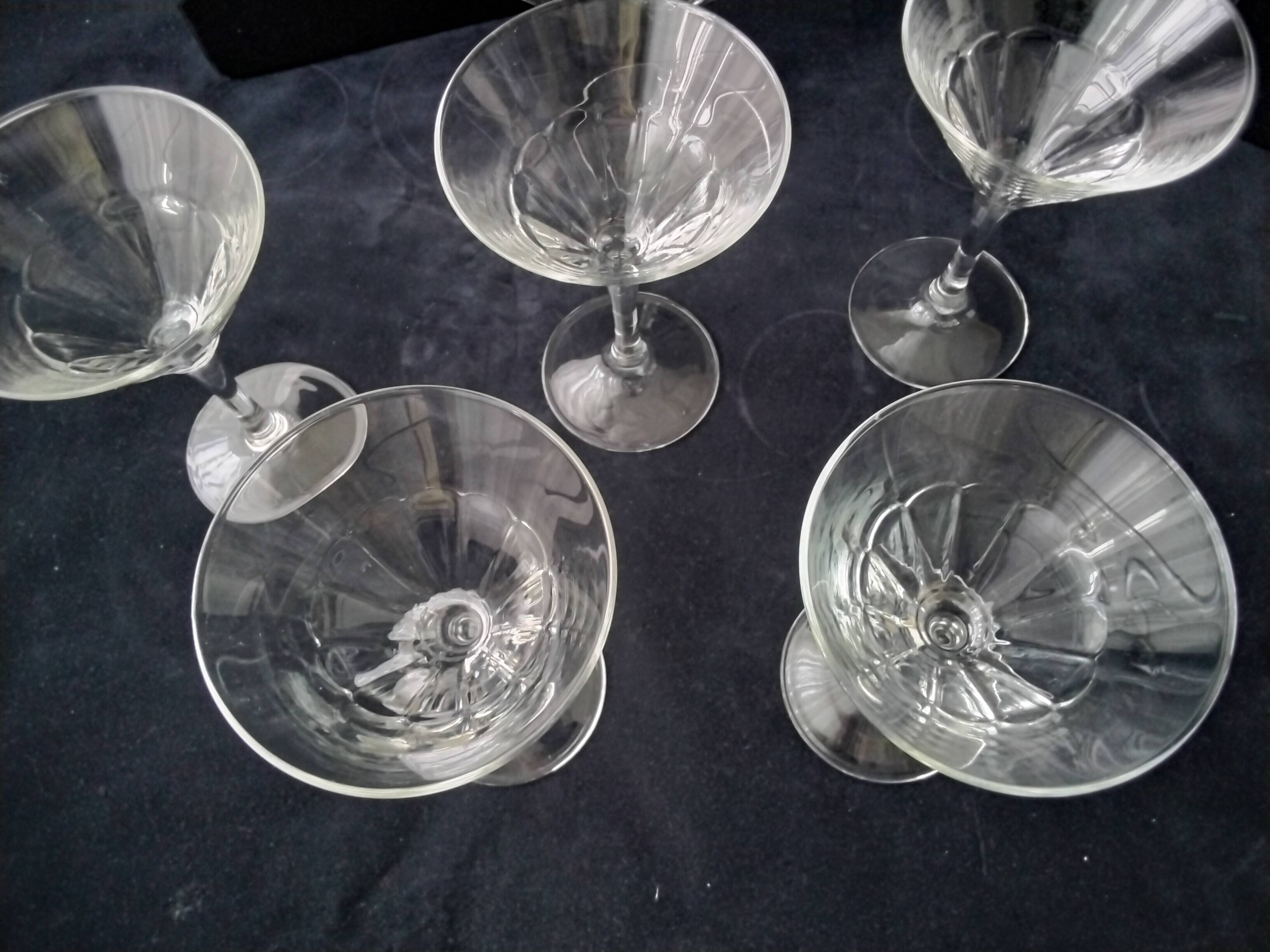 6 Luminarc cocktail glasses