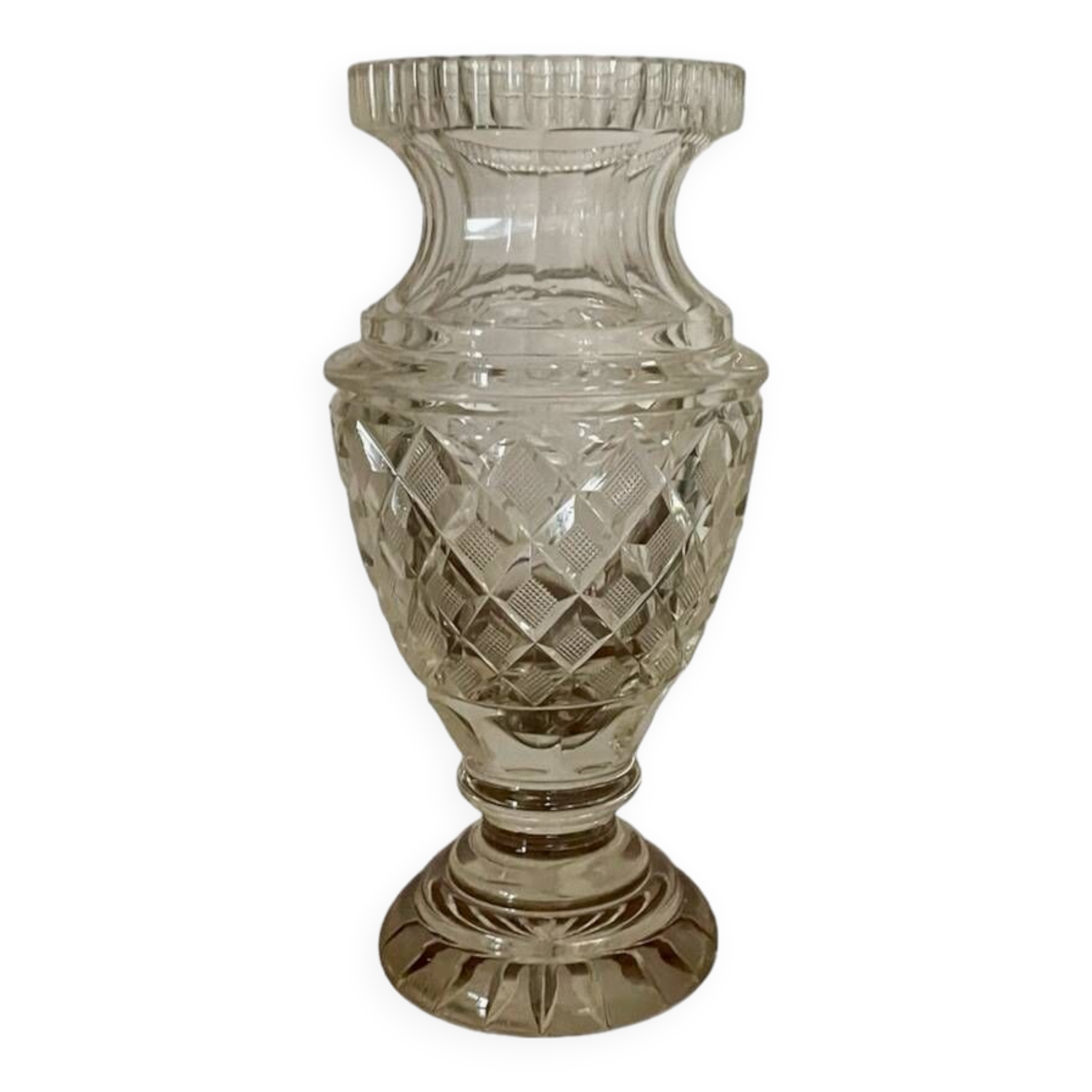 Vase en cristal taillé vintage