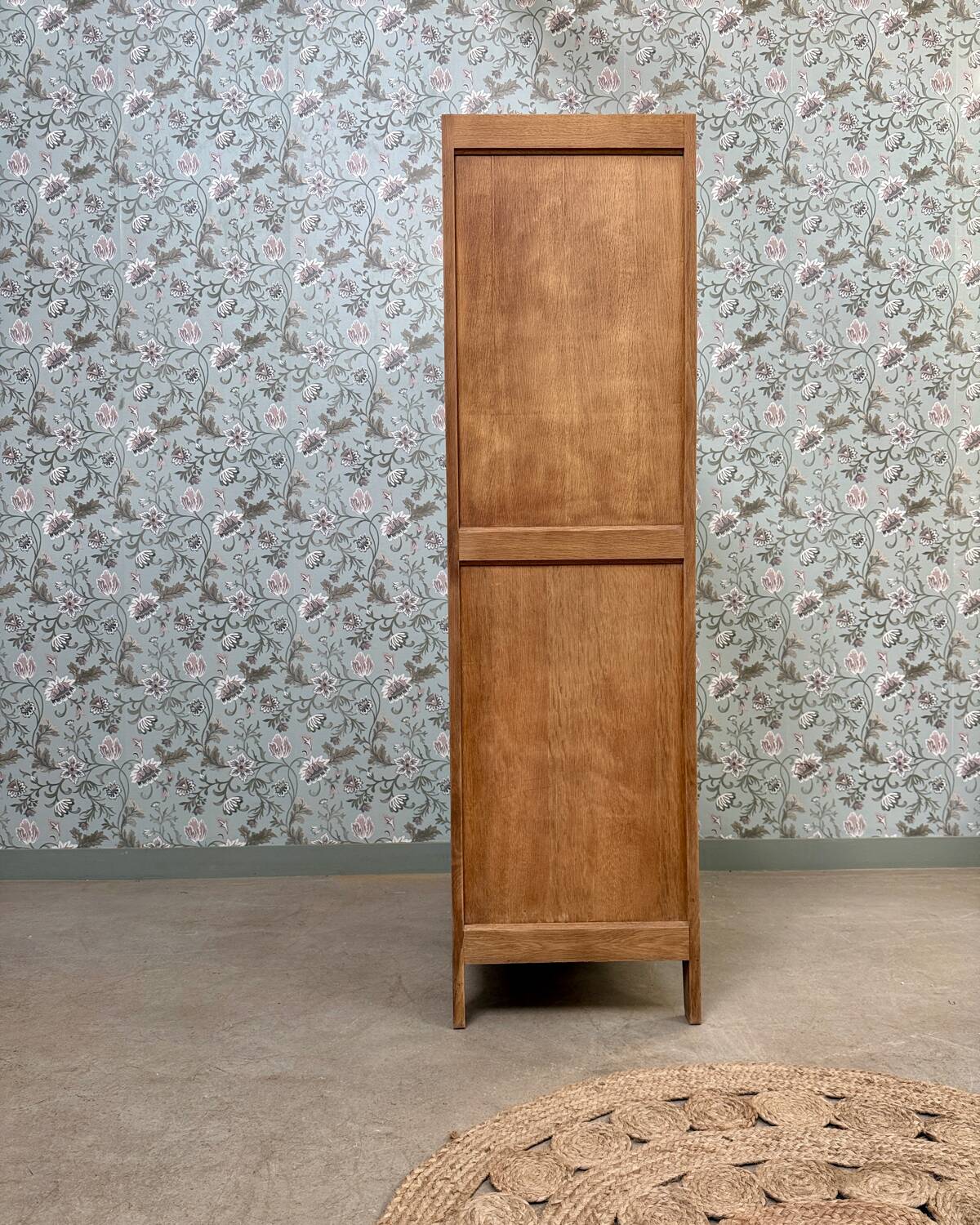 Oak wardrobe (renovated)