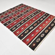 Tapis kilim persan rouge et noir fait main 5x7, 168x228 cm