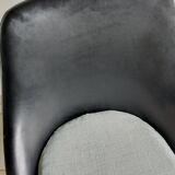 Shell armchair