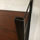 Wall-mounted sideboard