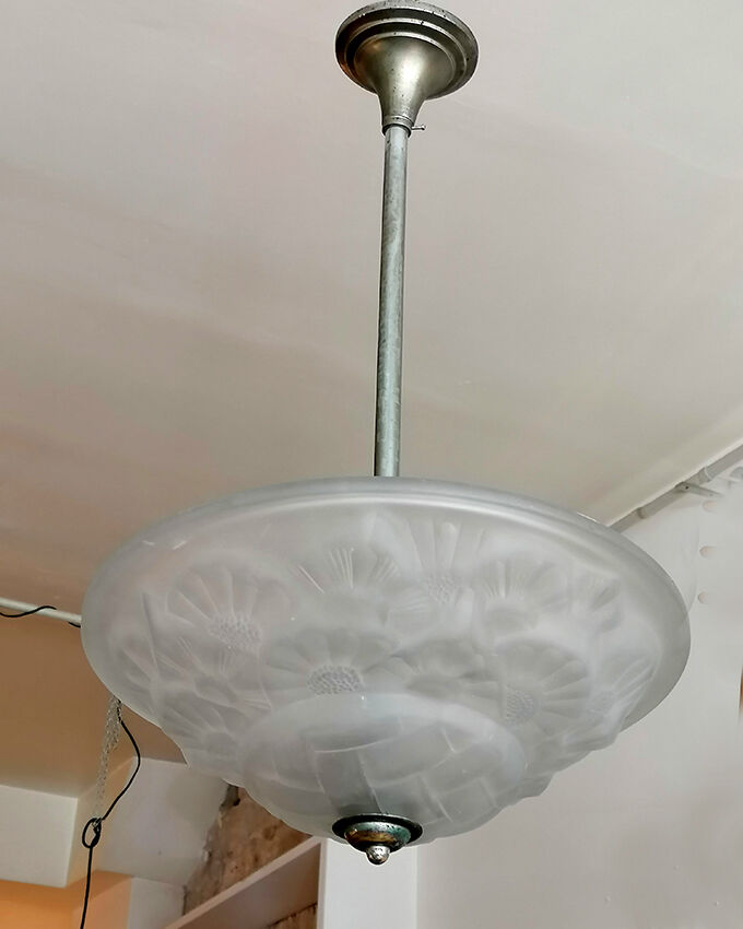 Washbasin pendant light in frosted glass and chrome, 1940-50