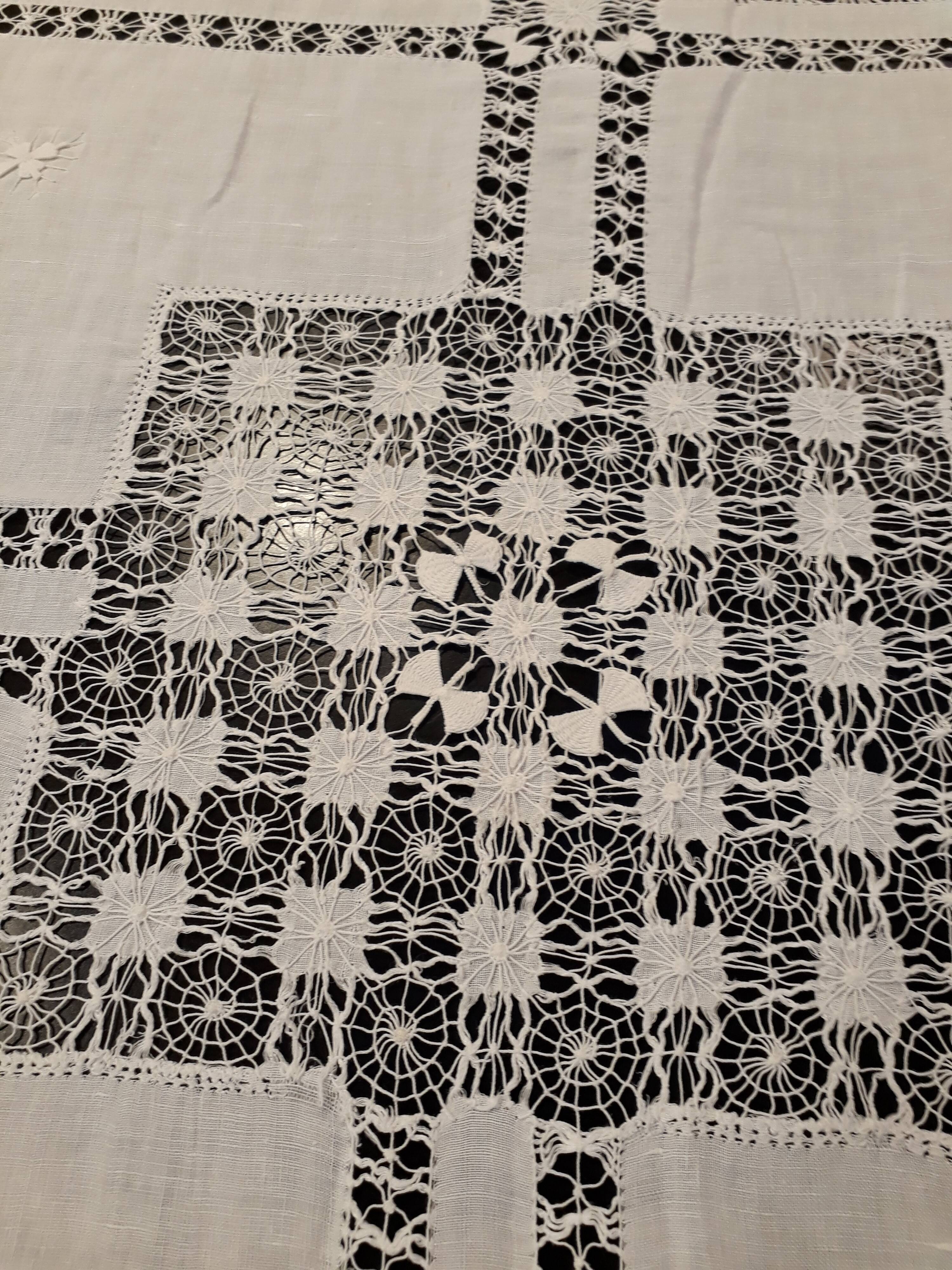 Embroidered centerpiece