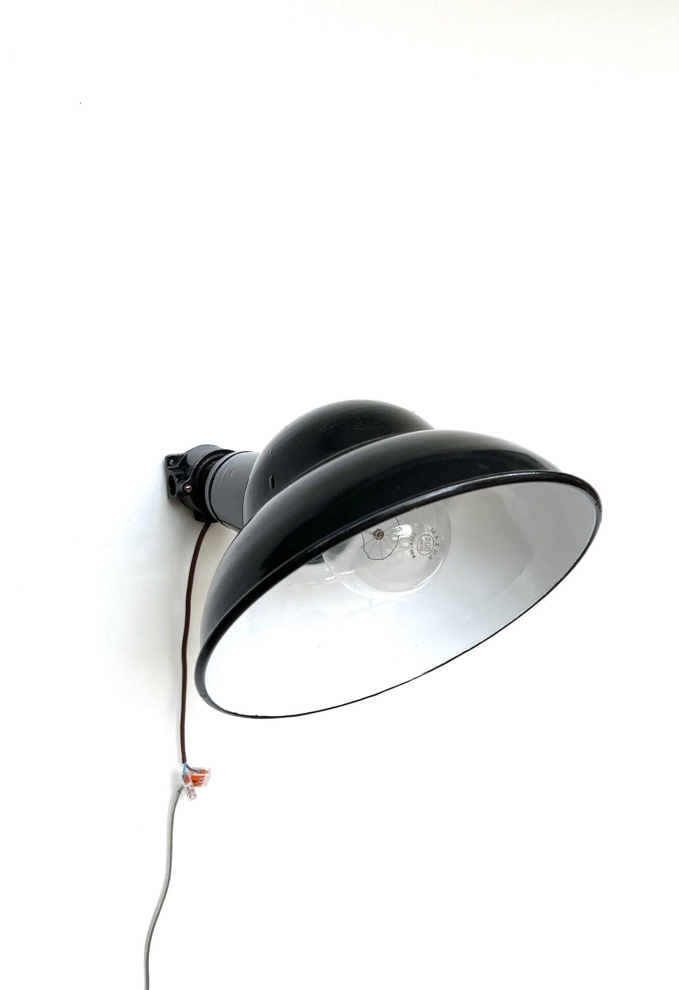 BLACK ENAMELLED TOLE WALL LAMP 1940 LEGRAND Ø 25 CM