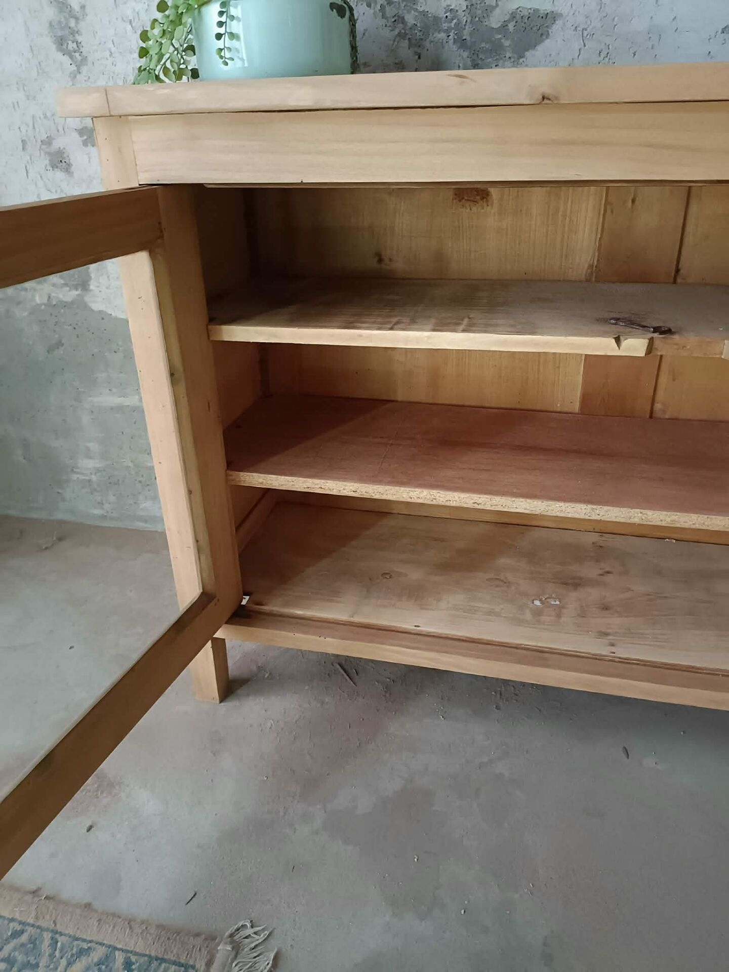Buffet vitrine 