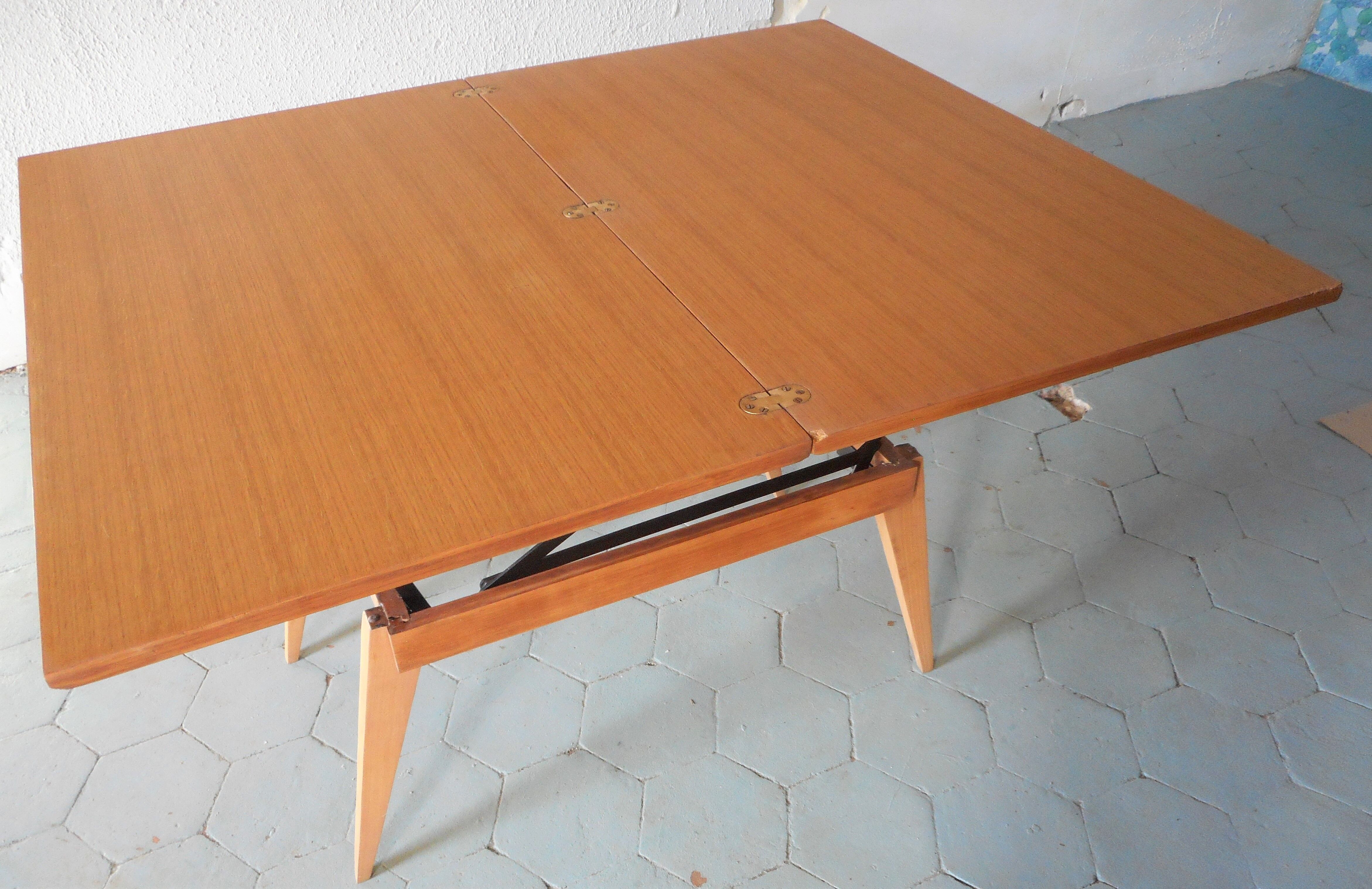 Albert Ducrot modular table