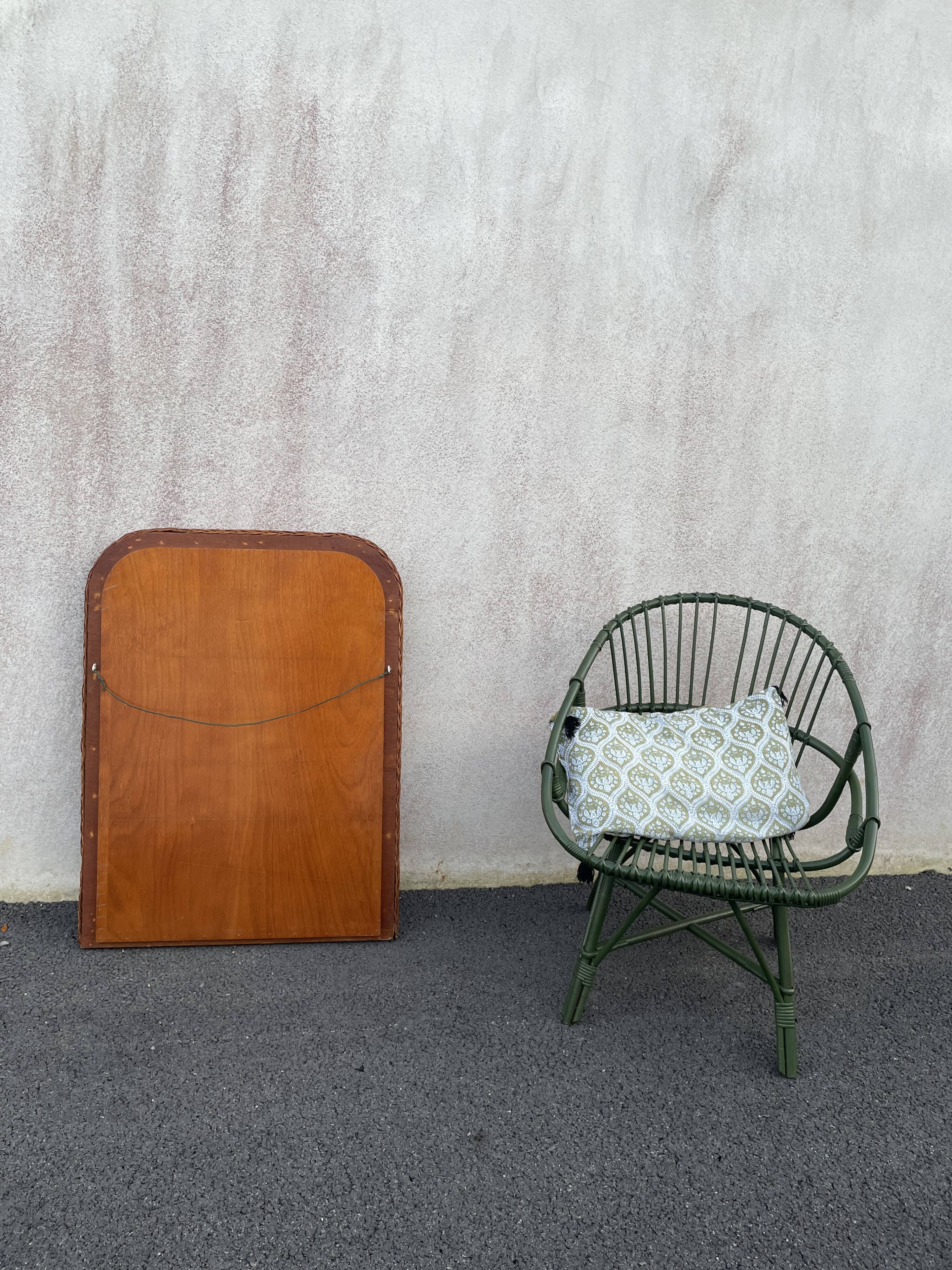 Curved rattan mirror 70s