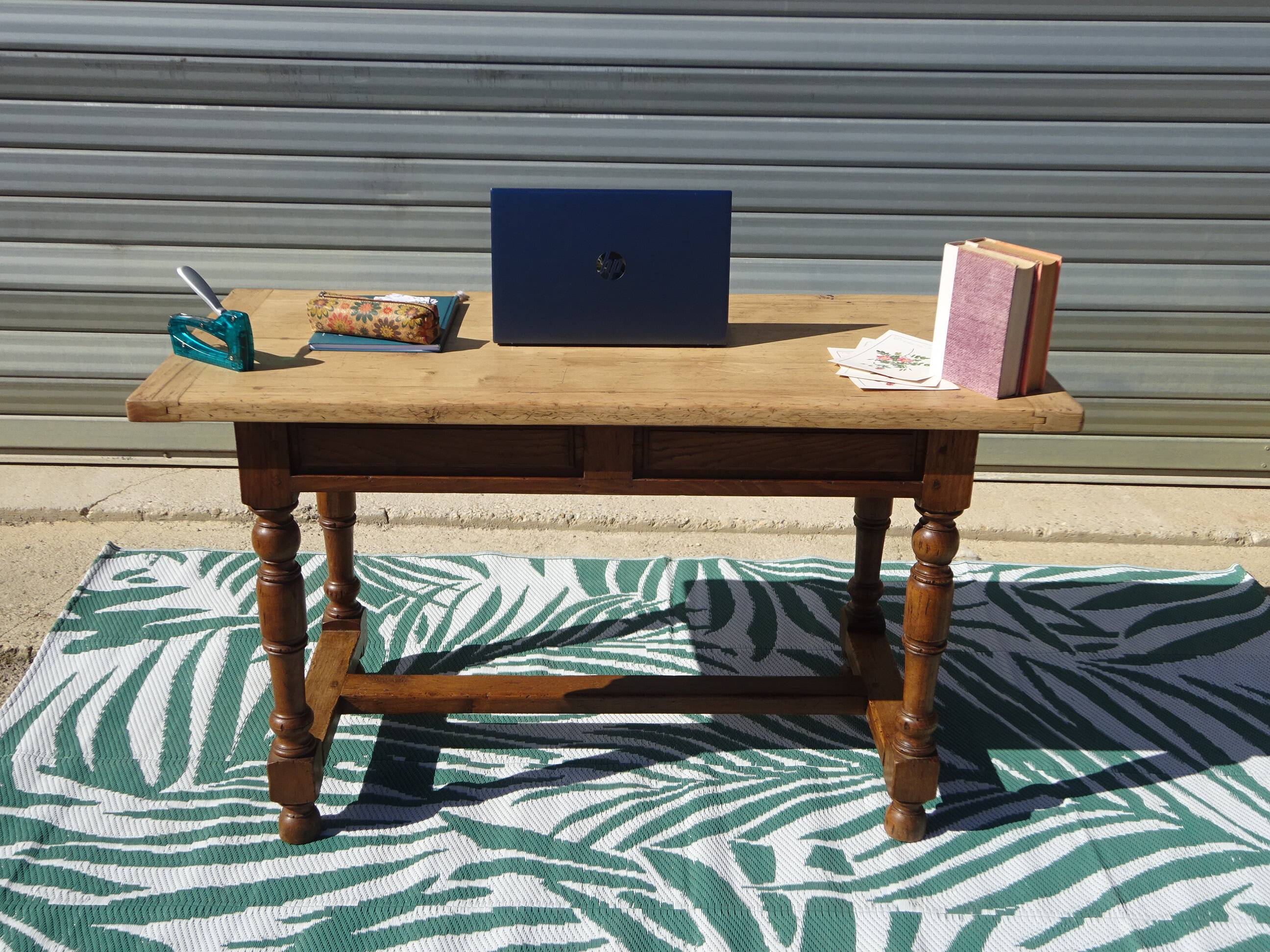bureau ancien en chêne massif, restauré