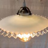 Pleated opaline lampshade with its fitting and E27 socket - mid 20th century.