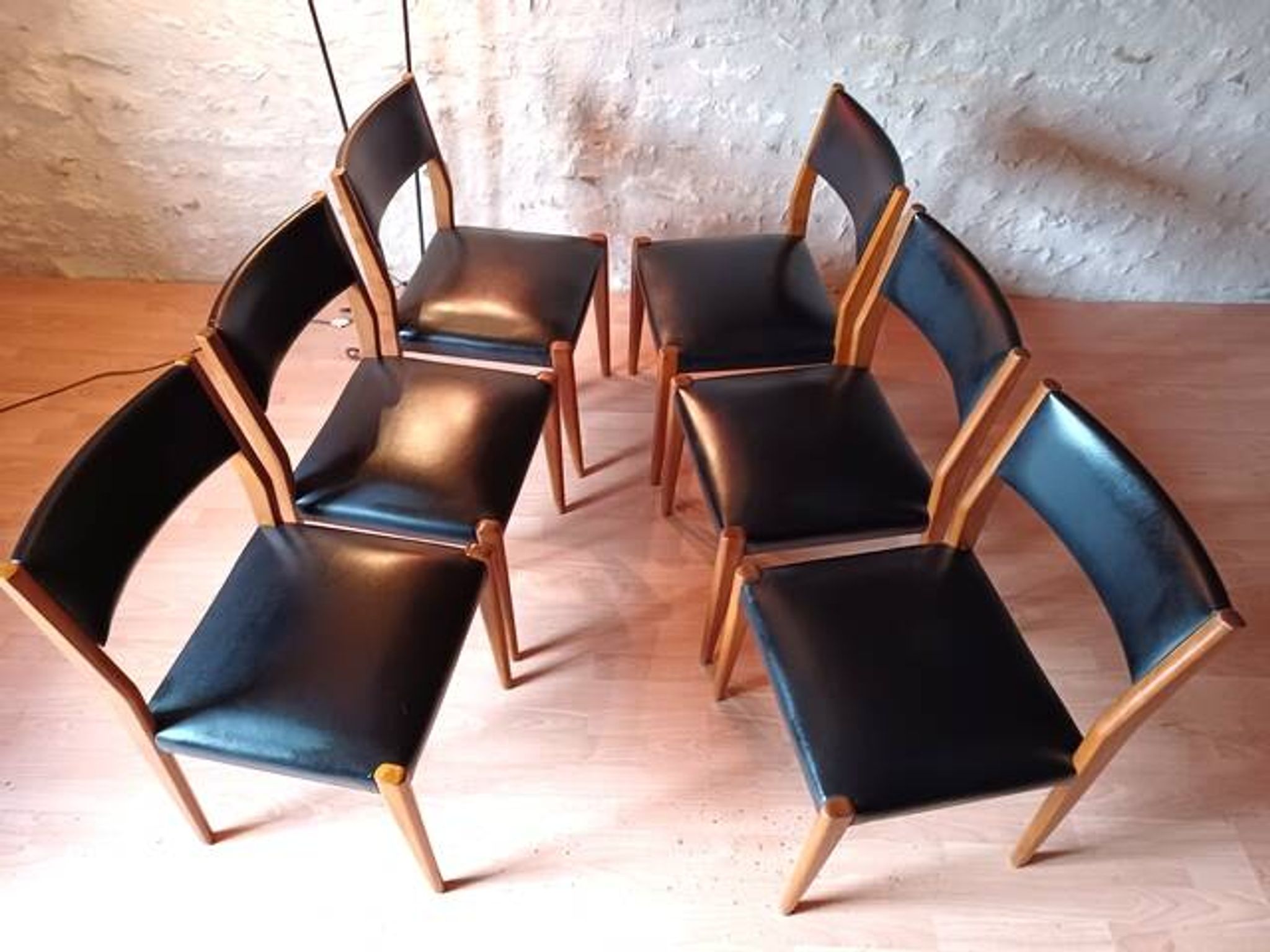 6 chaises scandinave teck et skaï vintage 1960