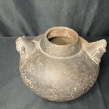 Ethnic art terracotta pot Coclé Panama early 20th century