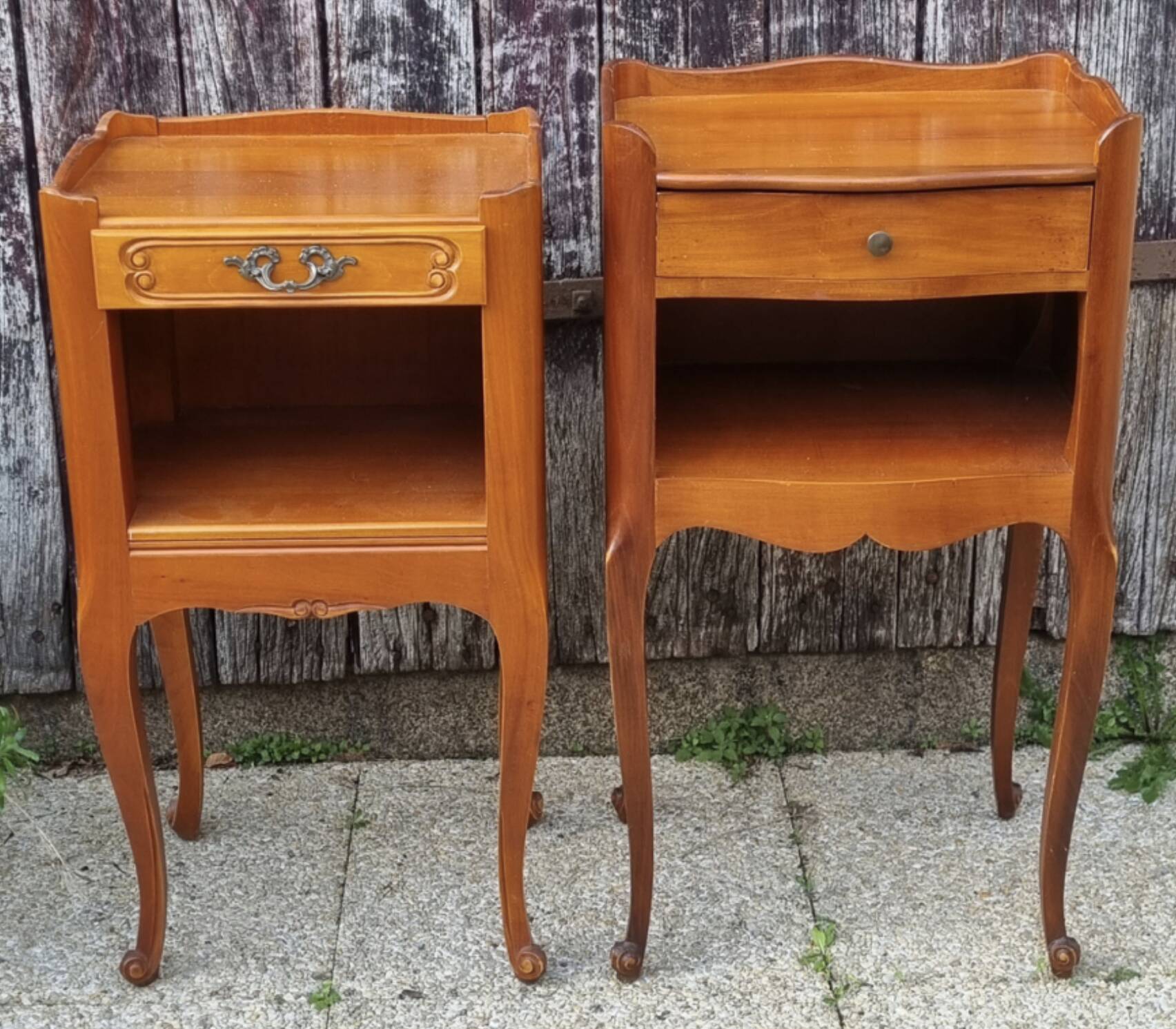 Pair of vintage Louis XV style bedside tables, wood