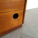 Schoenenkast met zwarte ronde grepen, nr. 1