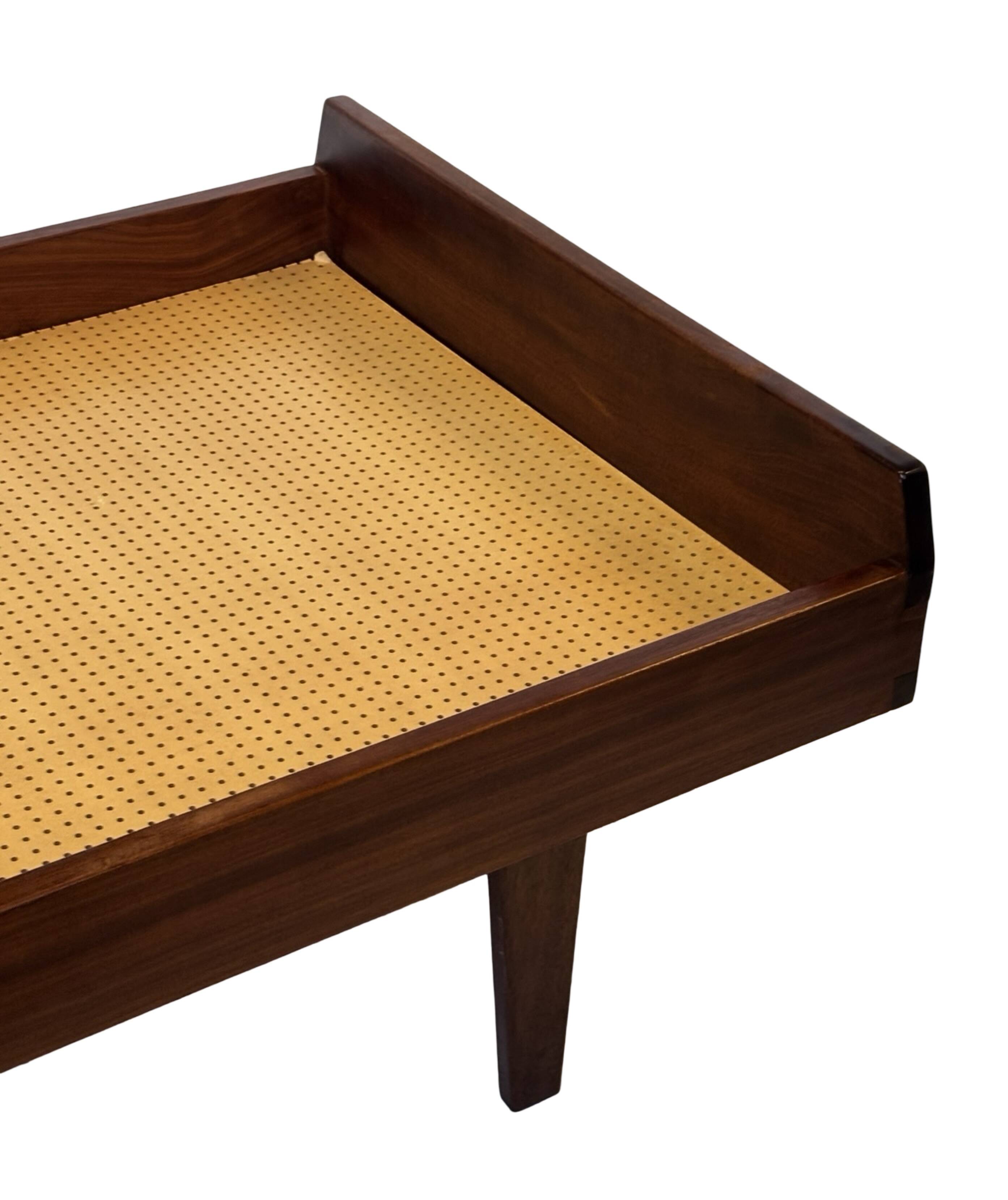 Vintage daybed minimalist design in Teak  960s