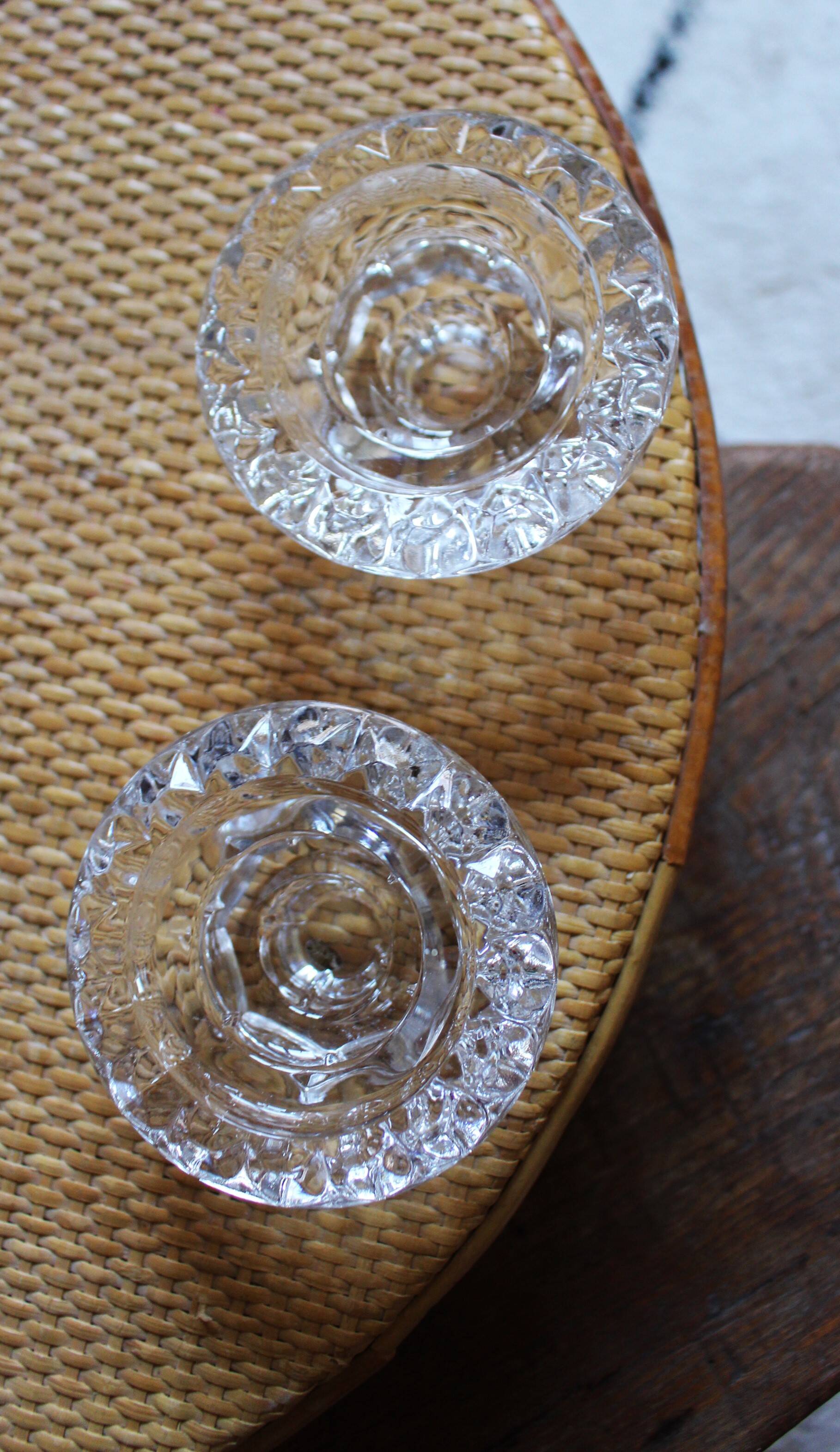 Pair of chiseled glass candlesticks Arc France