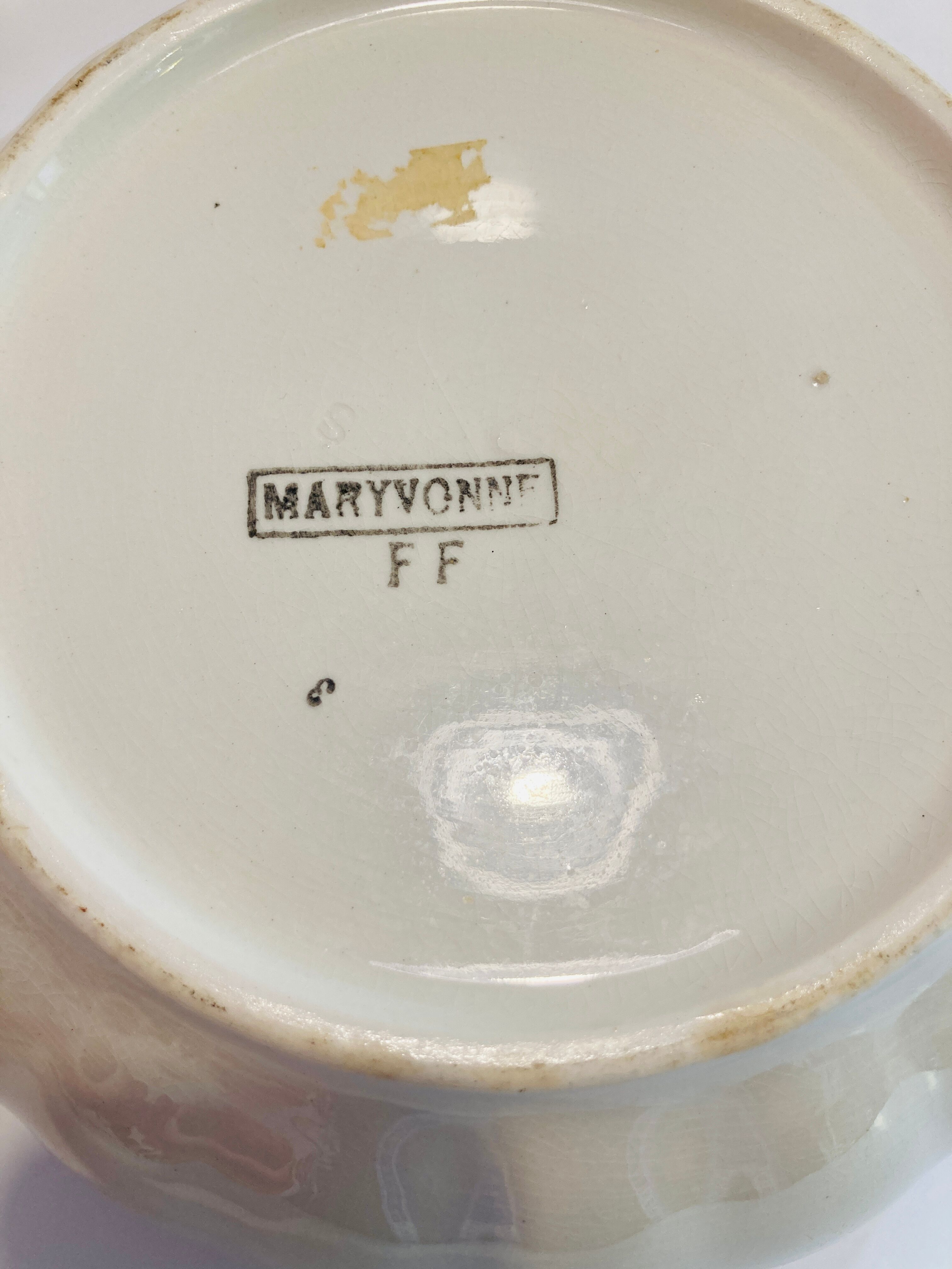 Salad bowl in faience model maryvonne floral